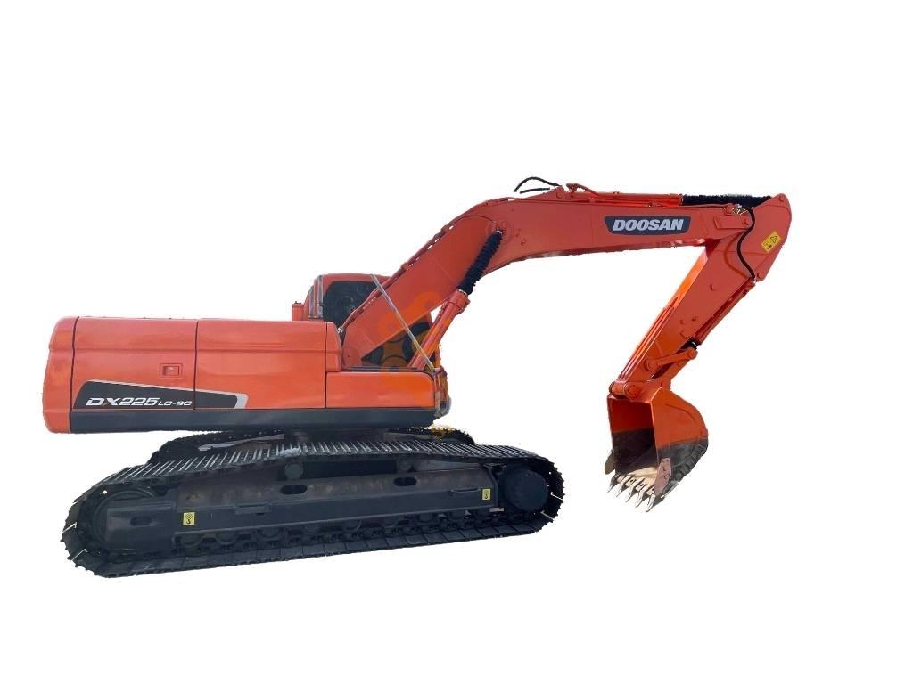 Doosan DX 225 LC Koparki gąsienicowe