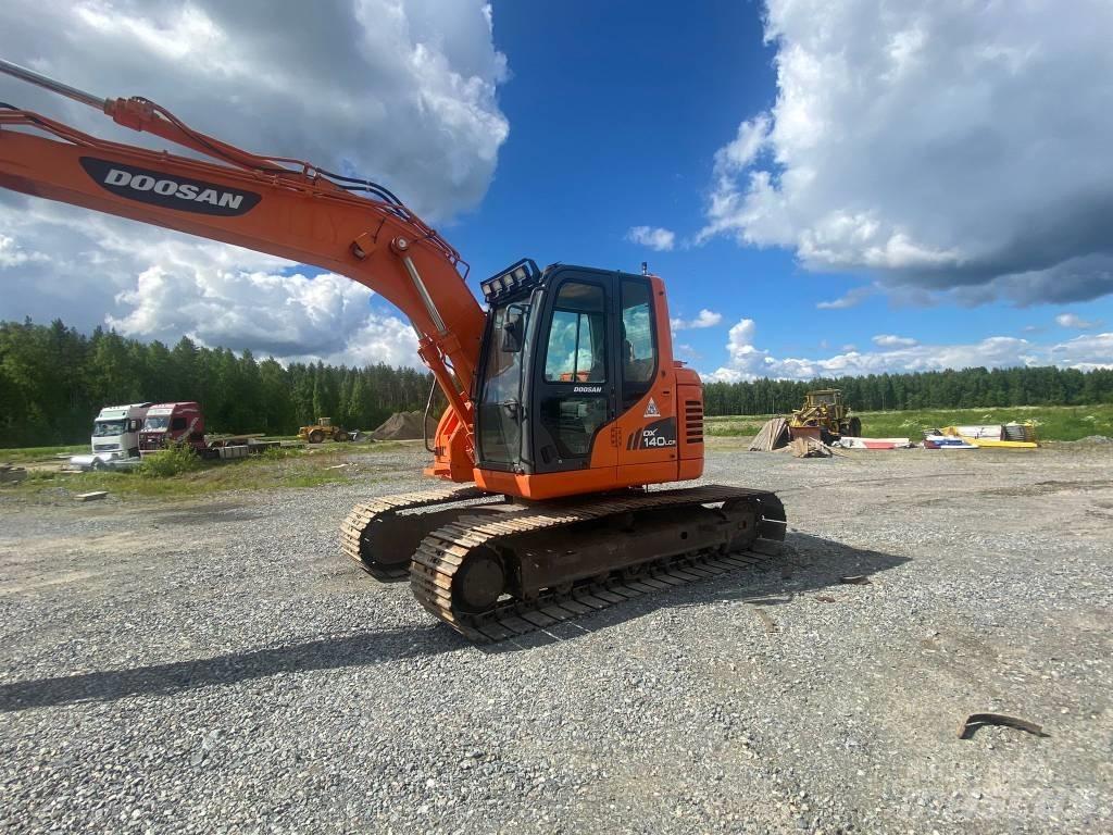 Doosan 140 LCR Koparki gąsienicowe
