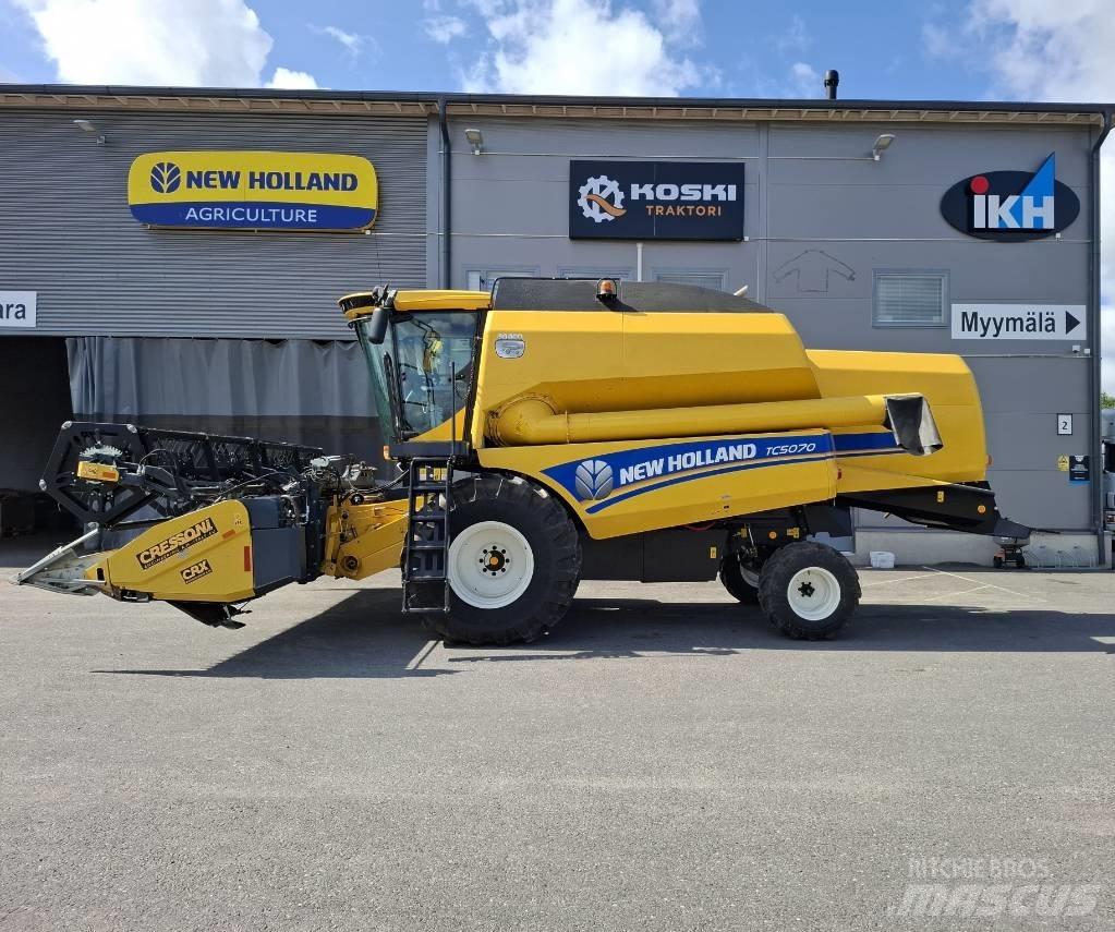 New Holland TC 5070 Kombajny zbożowe