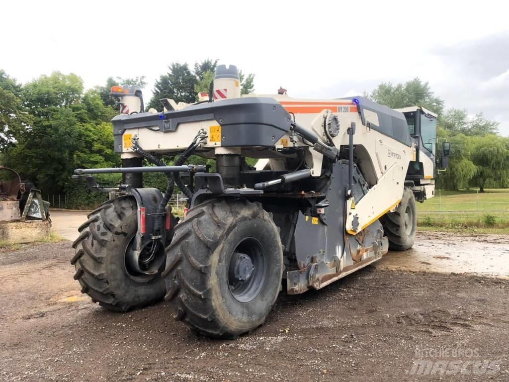 Wirtgen WR200i Zagęszczarki gruntu