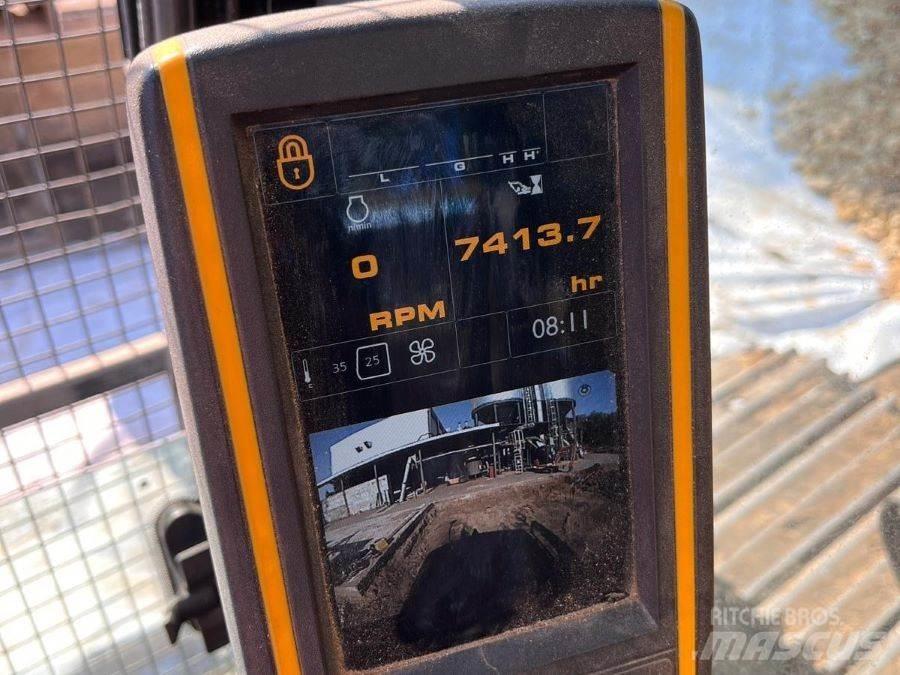 JCB JS130LC Koparki gąsienicowe
