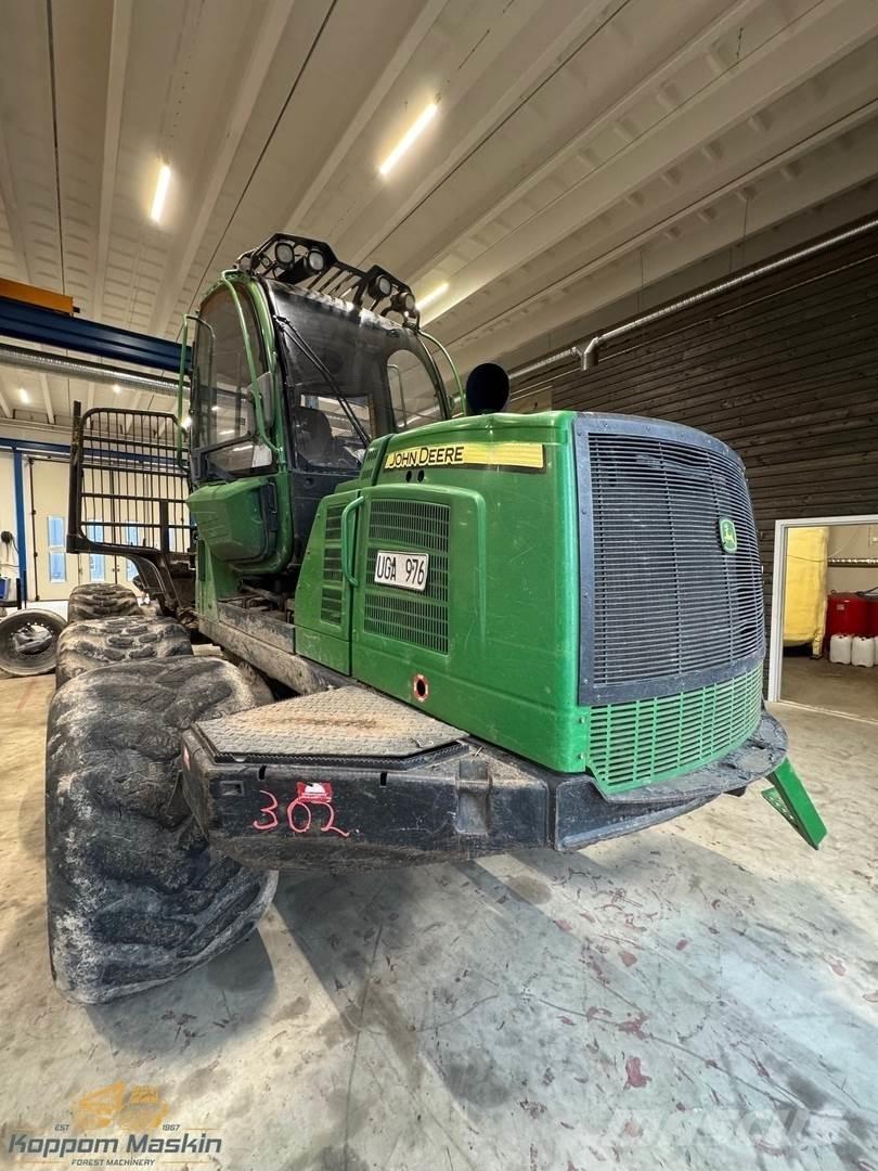 John Deere 1210E Forwardery
