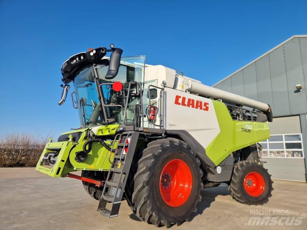 CLAAS Trion 750 Kombajny zbożowe