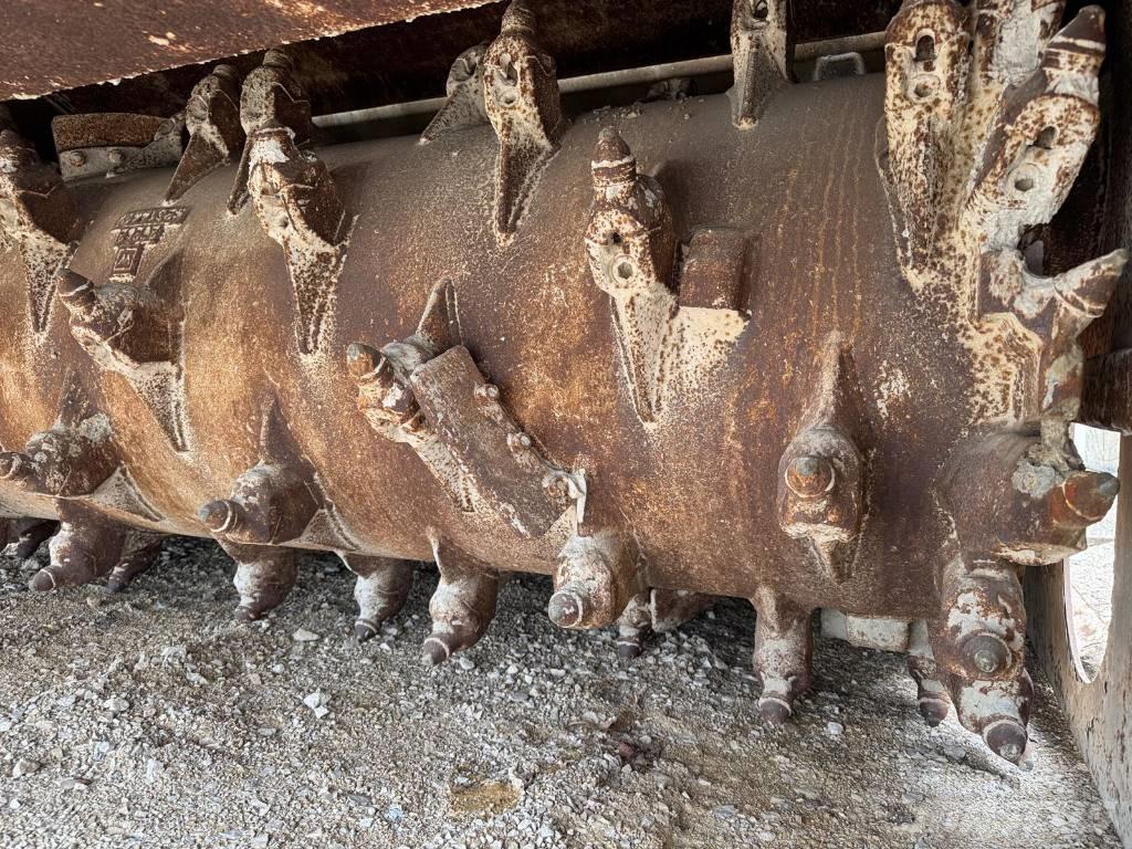 Wirtgen WS 250 Recyklery do asfaltu