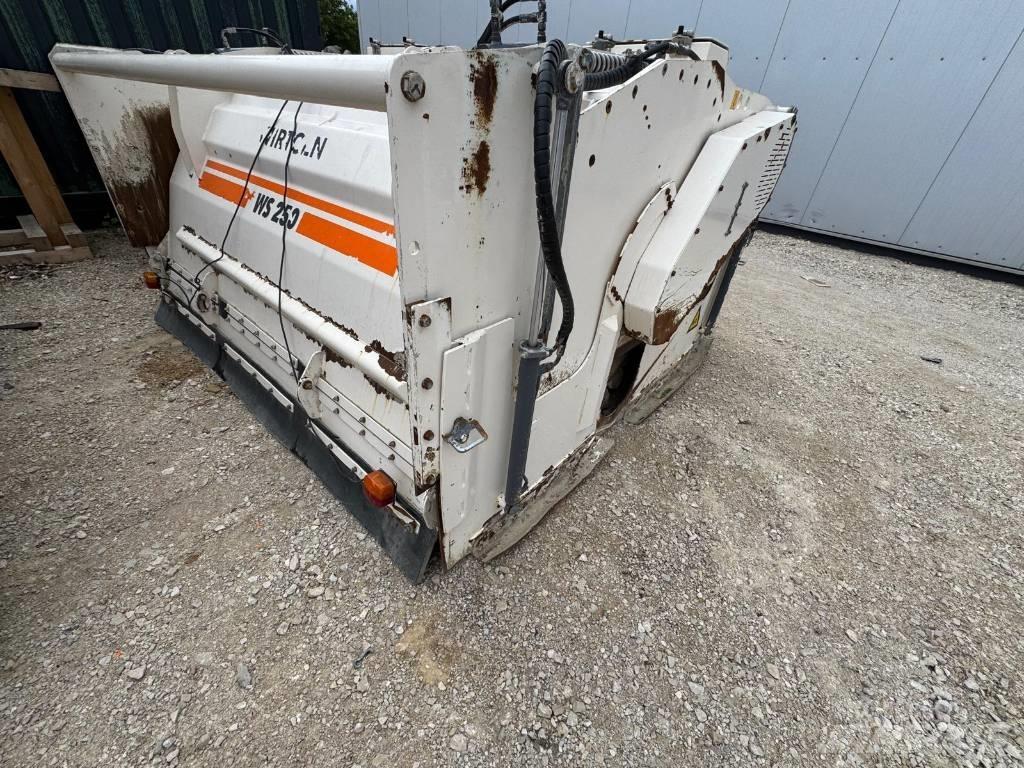 Wirtgen WS 250 Recyklery do asfaltu