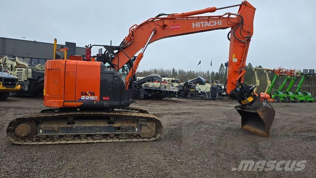 Hitachi ZX 225USLC-6 Koparki gąsienicowe