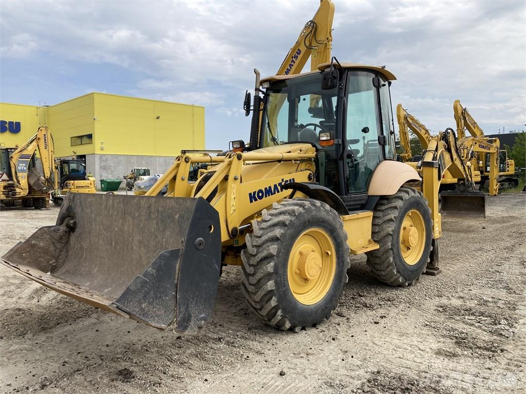 Komatsu WB93S-5E0 Koparko-ładowarki