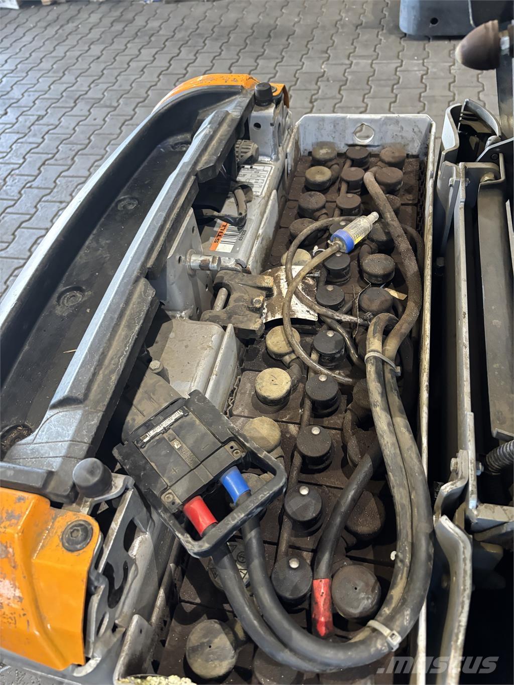 Still OPX 20 Wózki kompletacyjne nisko unoszące