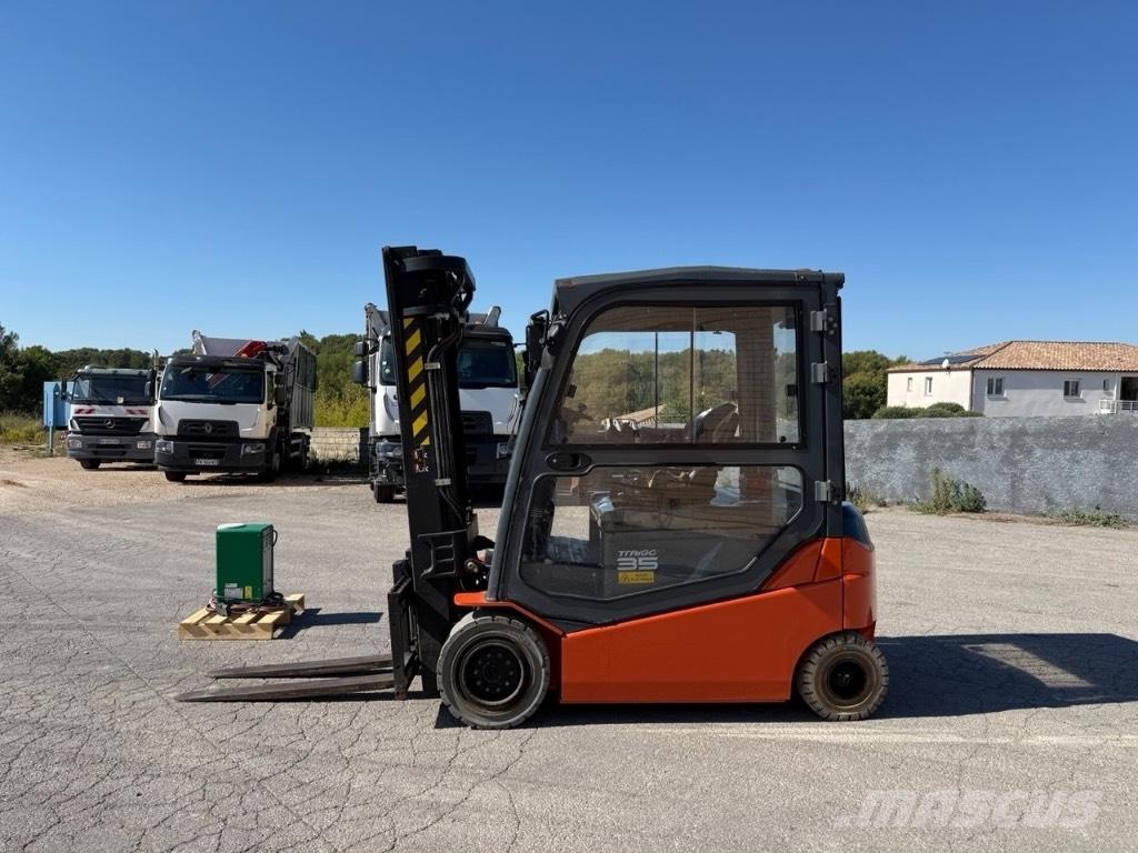 Toyota 8 FBMT 35 Wózki elektryczne