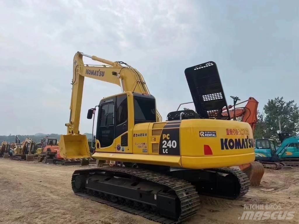 Komatsu PC 240 Koparki gąsienicowe