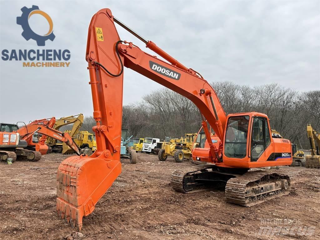 Doosan DH 220 Koparki gąsienicowe