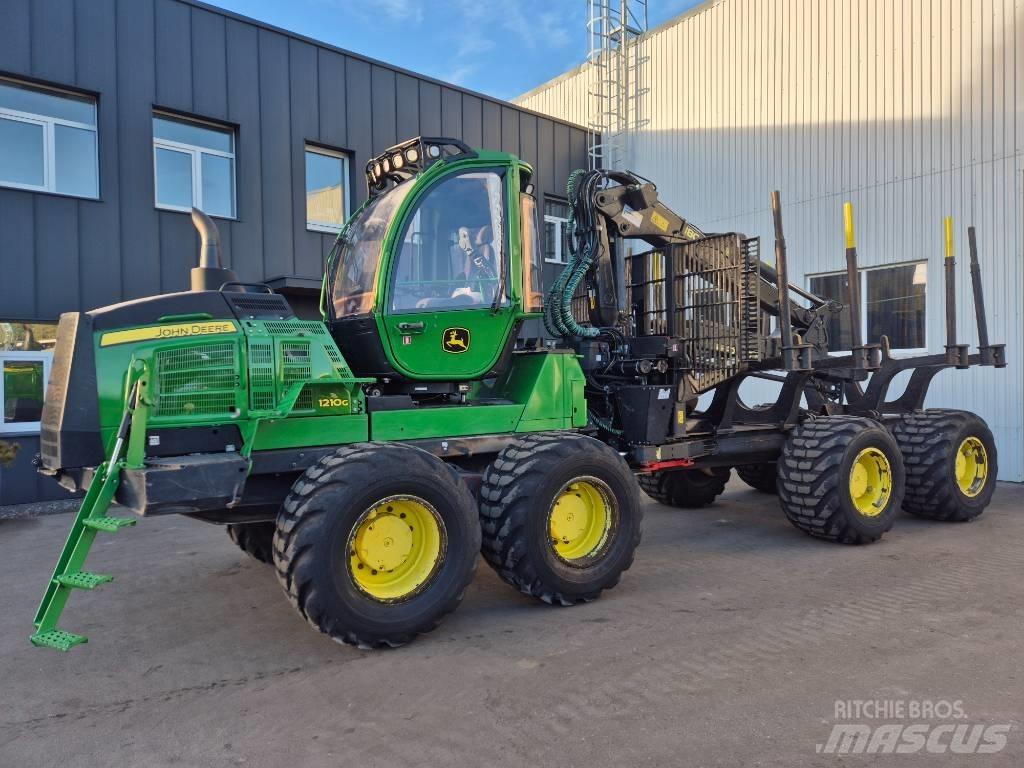 John Deere 1210 G Forwardery