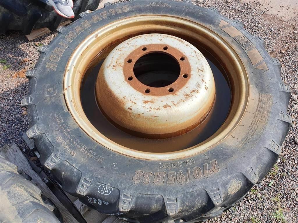 BKT 270/95R32 x2 Opony, koła i felgi