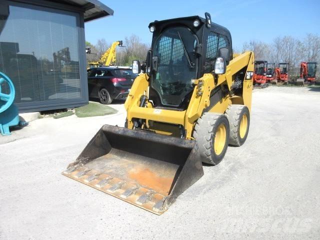 CAT 226 D Ładowarki burtowe