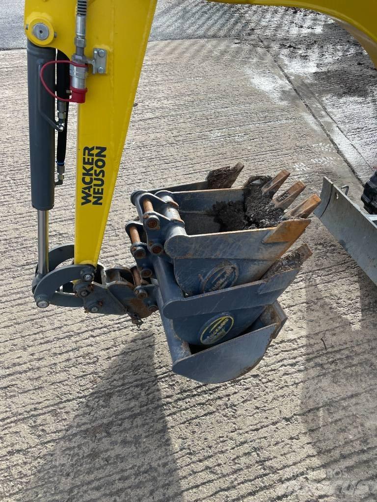 Wacker Neuson 803 Minikoparki