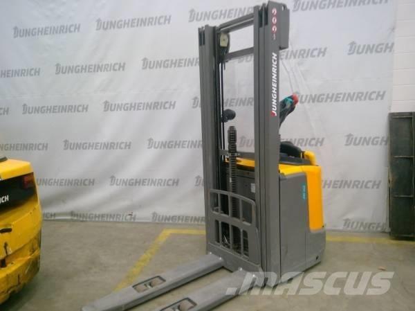 Jungheinrich ERC 212 Samojezdne maszyny do załadunku