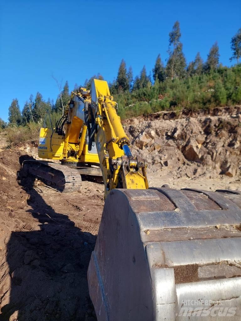Komatsu PC 228 LC-3 Koparki gąsienicowe