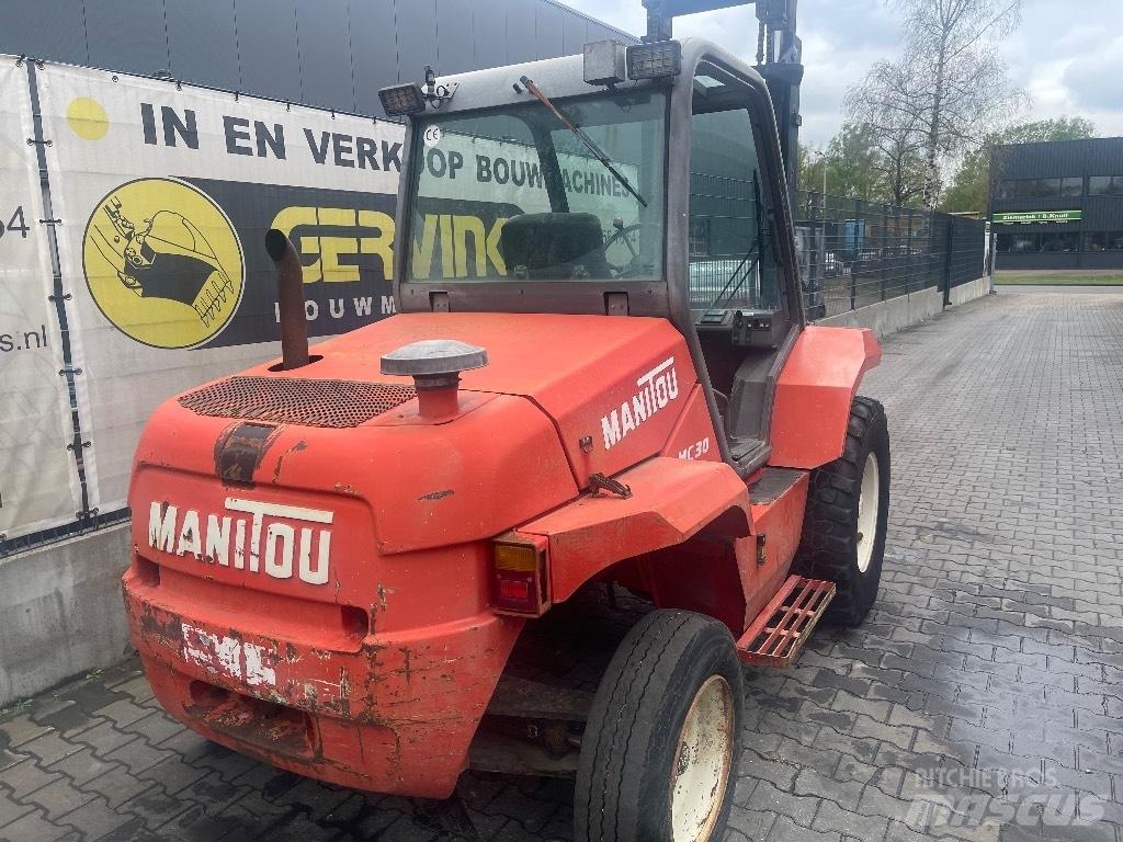 Manitou MC 30 Wózki widłowe terenowe