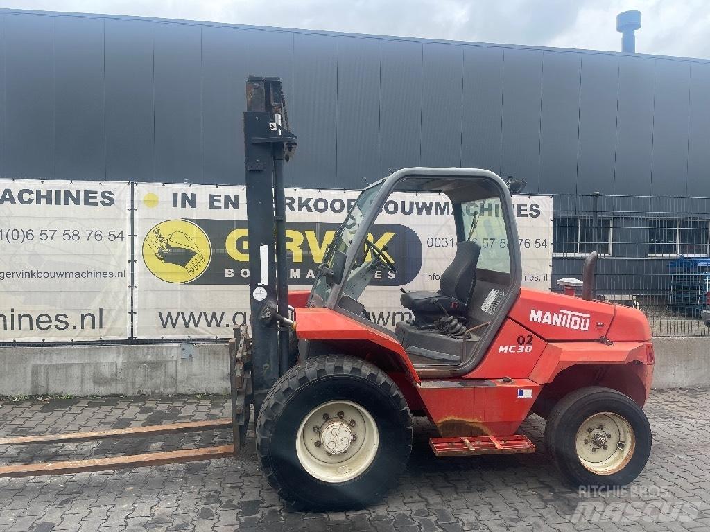 Manitou MC 30 Wózki widłowe terenowe