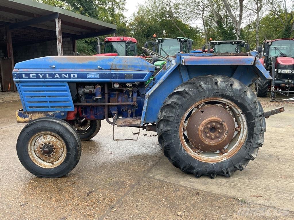 Leyland 253 Ciągniki rolnicze