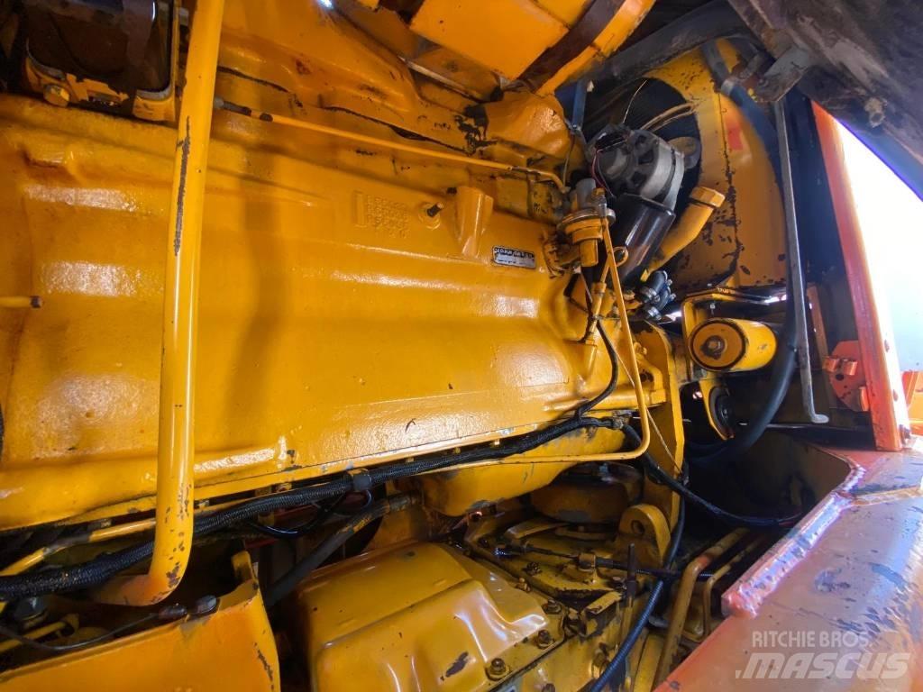 John Deere 570 A Równiarki