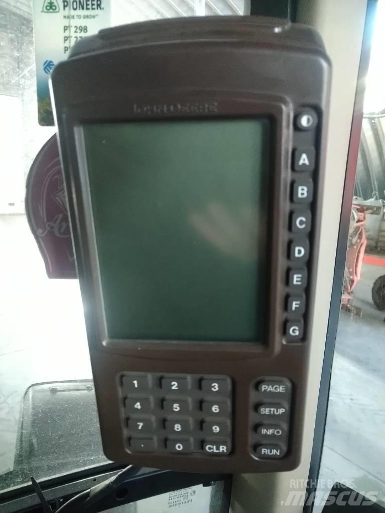 John Deere 732 Opryskiwacze zaczepiane