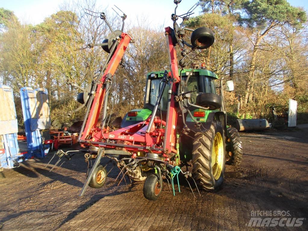 Kverneland Fanex 683 Zgrabiarki i przetrząsacze