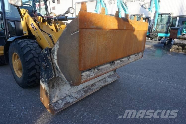 CAT 906 M Ładowarki kołowe