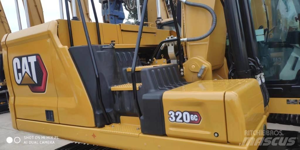 CAT 2021 CAT 320GC Koparki kołowe