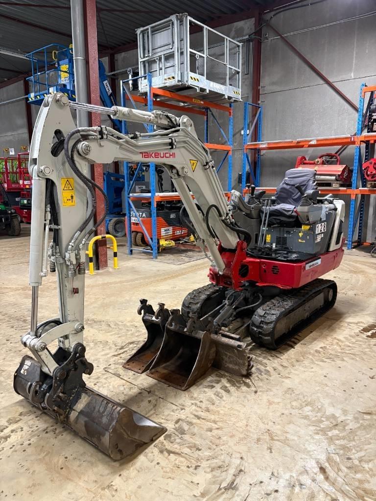 Takeuchi TB 225 Minikoparki