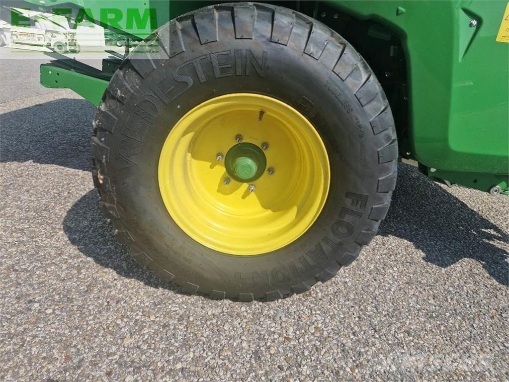 John Deere V461M Prasy kostkujące