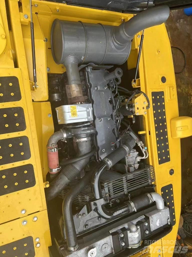 Komatsu PC 200-7L Koparki gąsienicowe