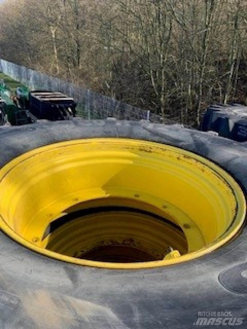 Mitas 680/80R42 Opony, koła i felgi