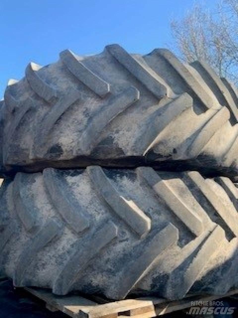 Mitas 680/80R42 Opony, koła i felgi