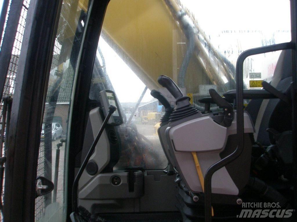 CAT 326FL Koparki gąsienicowe