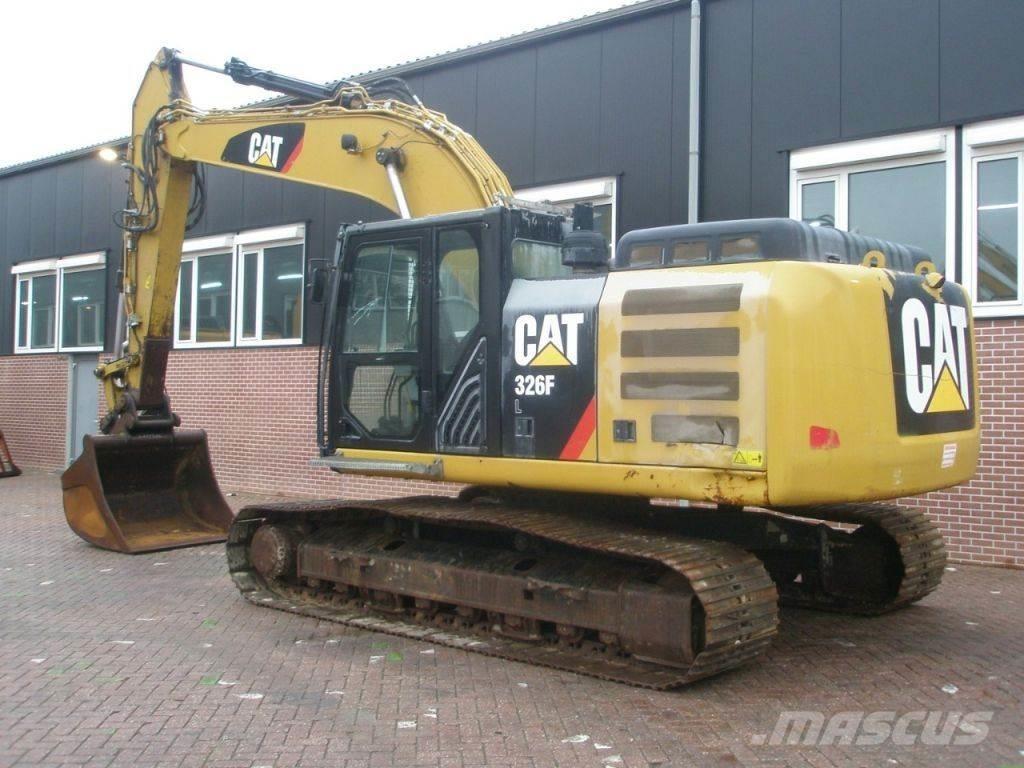 CAT 326FL Koparki gąsienicowe