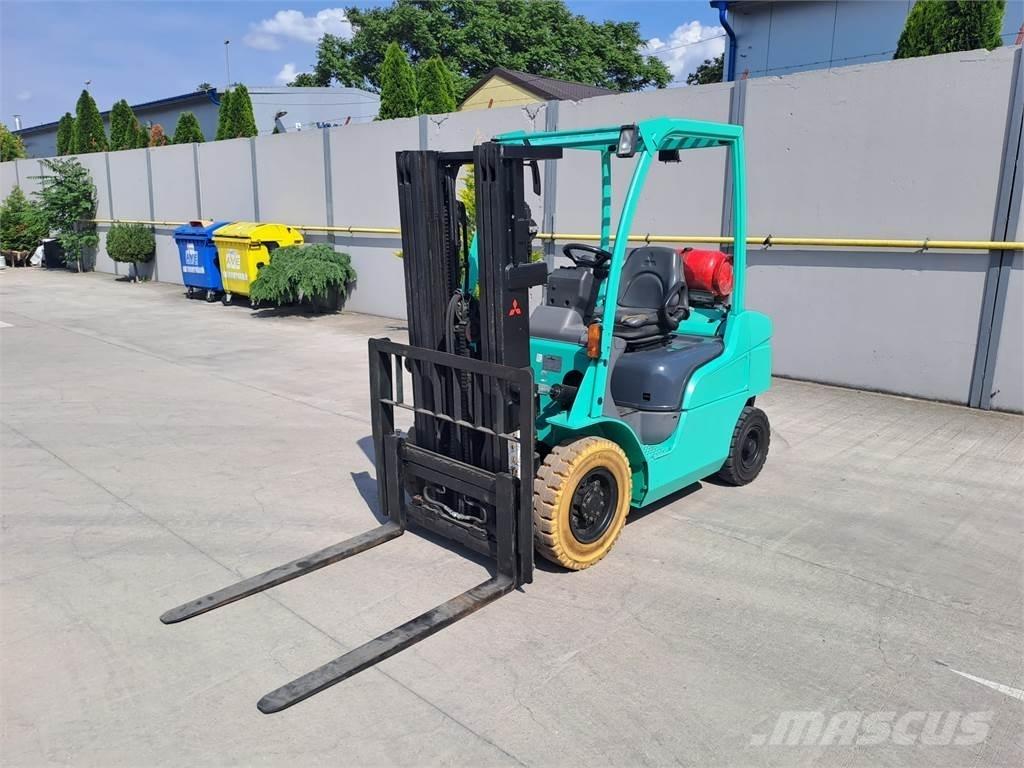Mitsubishi FG25N Wózki LPG