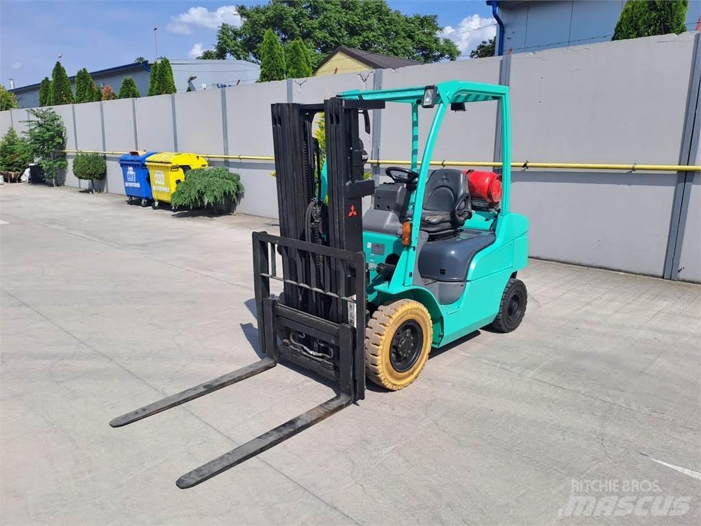 Mitsubishi FG25N Wózki LPG