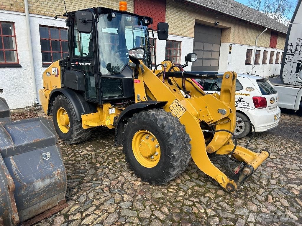 CAT 906 Ładowarki kołowe