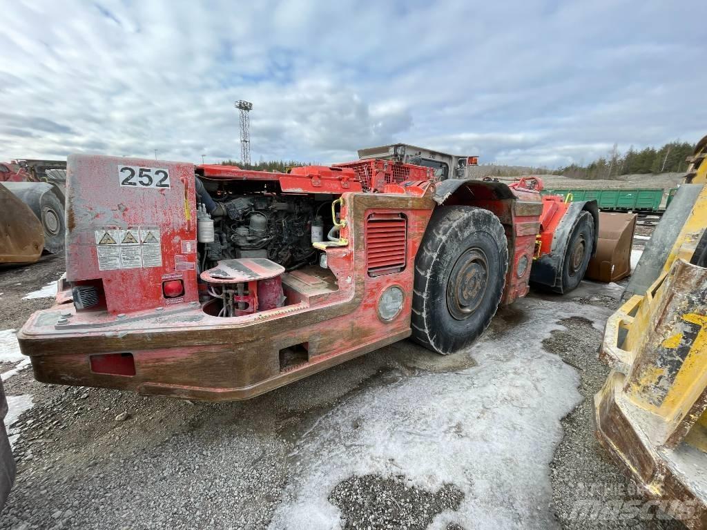 Sandvik LH 410 Ładowarki górnicze