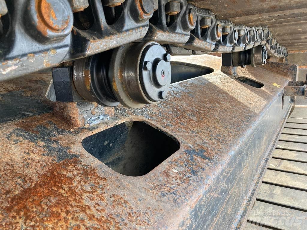 Hitachi ZX225USLC-5B Koparki gąsienicowe