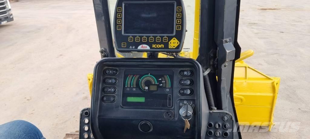 Komatsu D 51 EX-22 Spycharki gąsienicowe