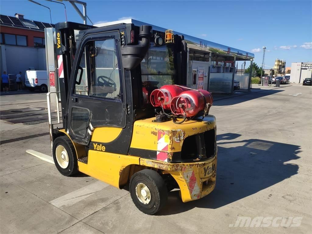 Yale GLP35VX Wózki LPG