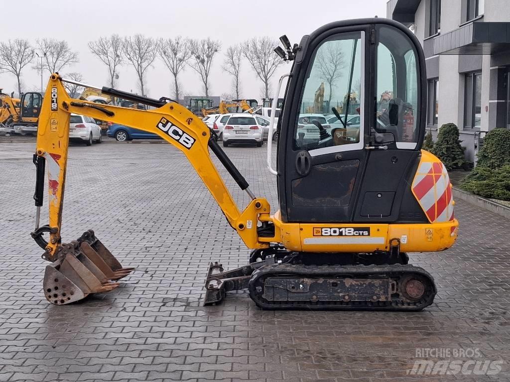 JCB 8018 CTS Minikoparki