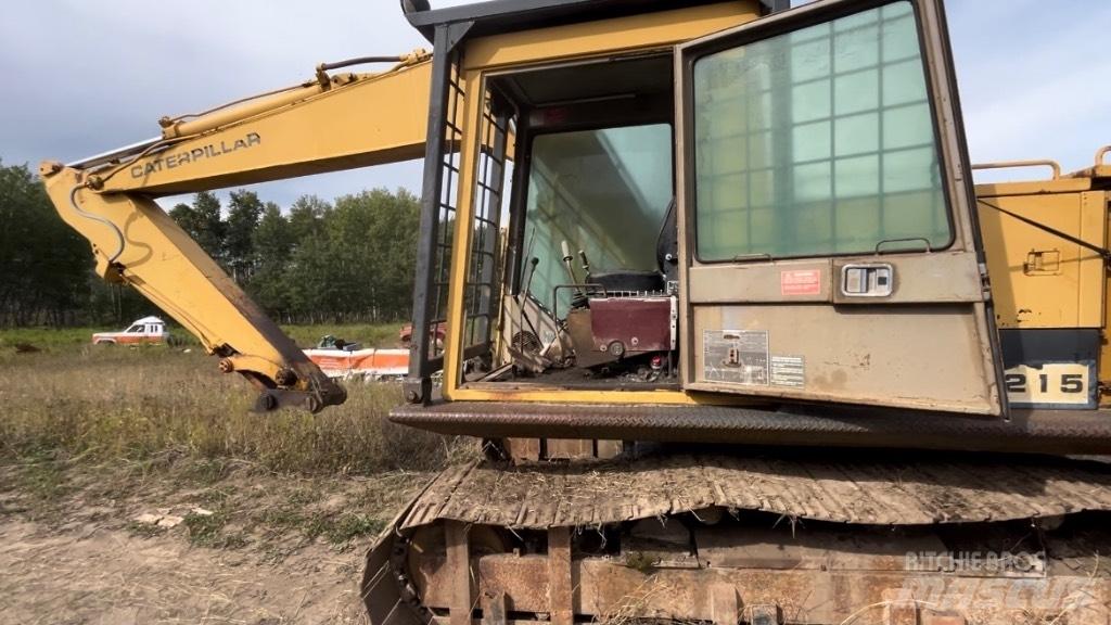 CAT 215 Koparki gąsienicowe