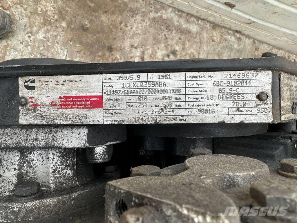 Cummins 359/5.9 Silniki