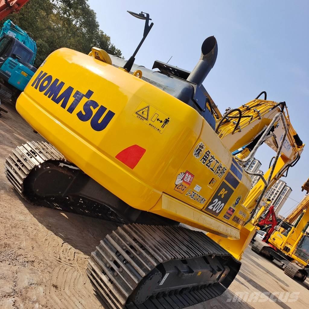 Komatsu PC 200-8 Koparki gąsienicowe