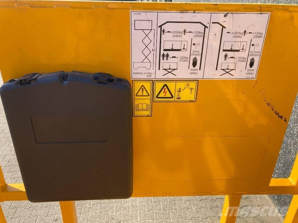 JCB S 3246 E Podnośniki nożycowe