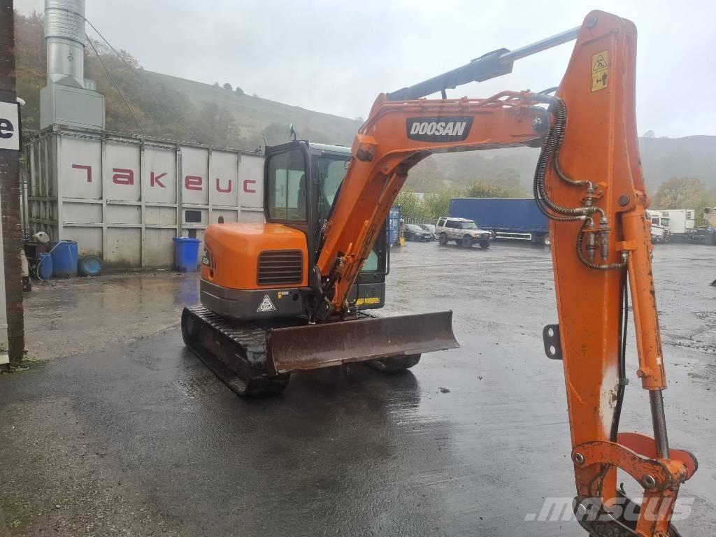 Doosan DX 62 R-3 Minikoparki