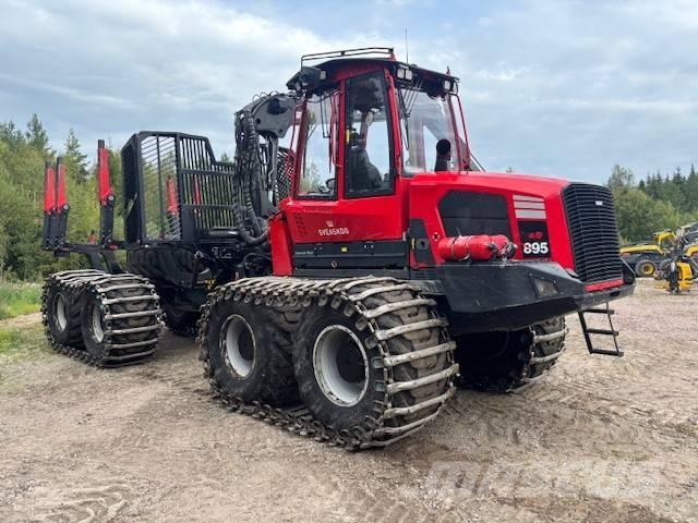 Komatsu 895 Forwardery